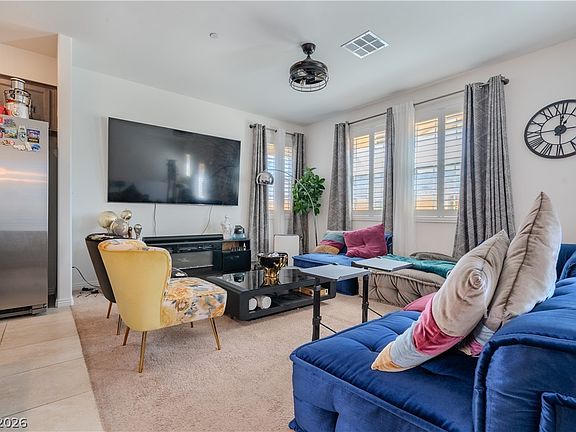3rd image of 1239 Raritan Pl