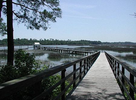 Riverbend dock via clubhouse