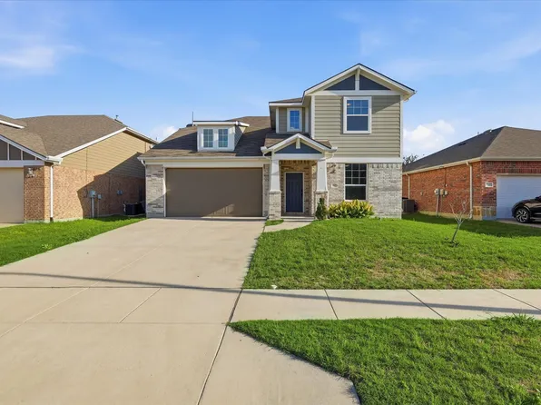 517 High Desert Dr, Fort Worth, TX 76131