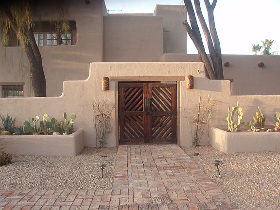 Front gate to patio garden