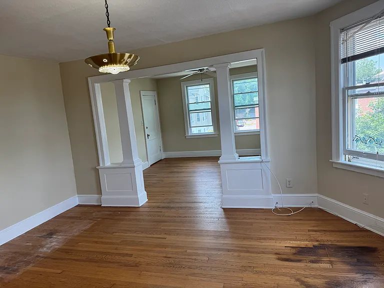 16 Buell St #3 — Photo 2