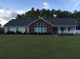 295 Corey St, Baxley, GA 31513