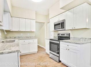 1906 N Powers Dr, Orlando, FL 32818