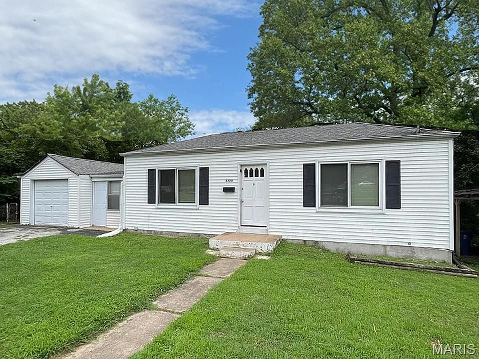 1st image of 8720 Akins Dr