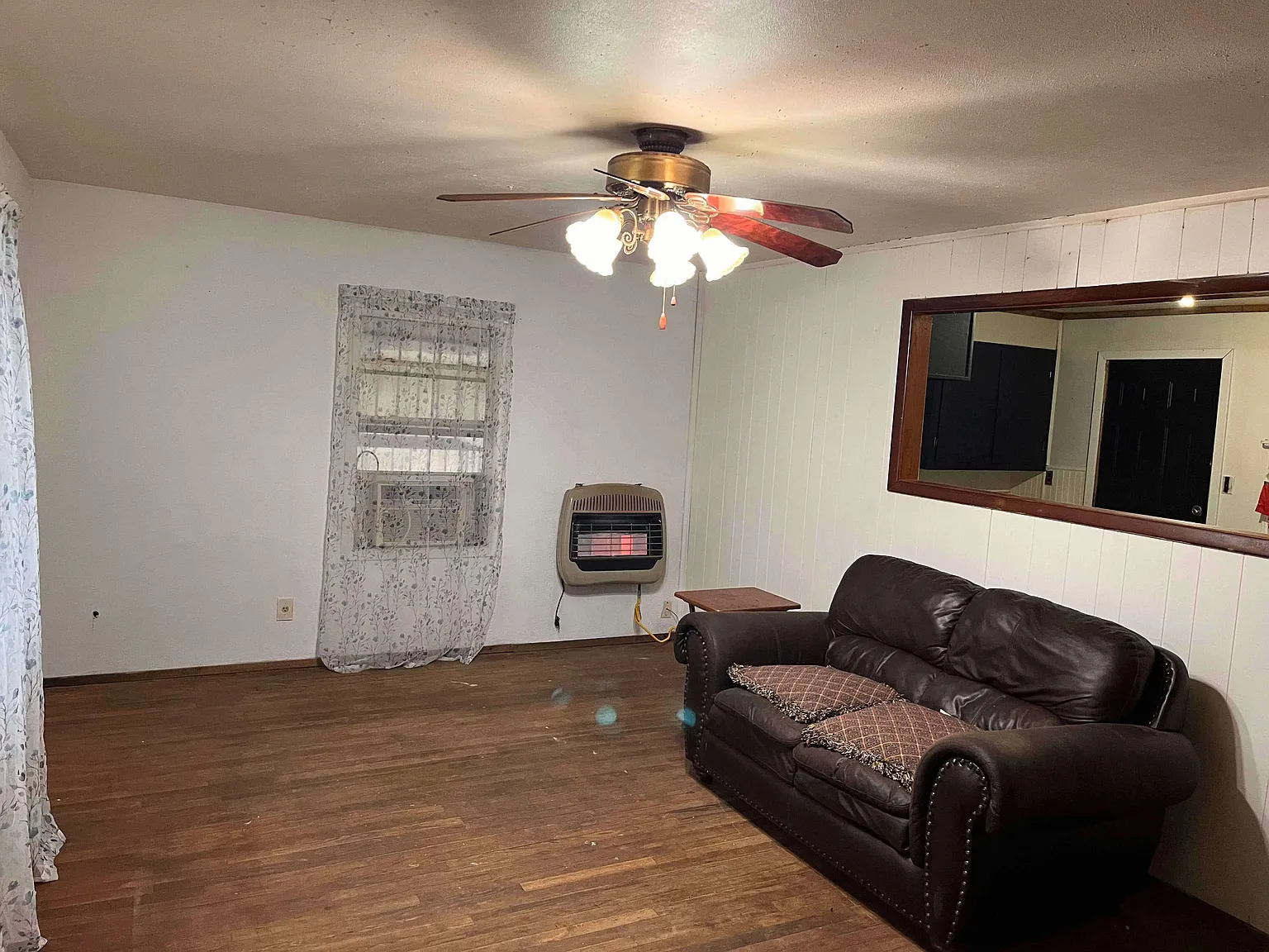 2 bed, 704 sqft, $750 — Photo 4