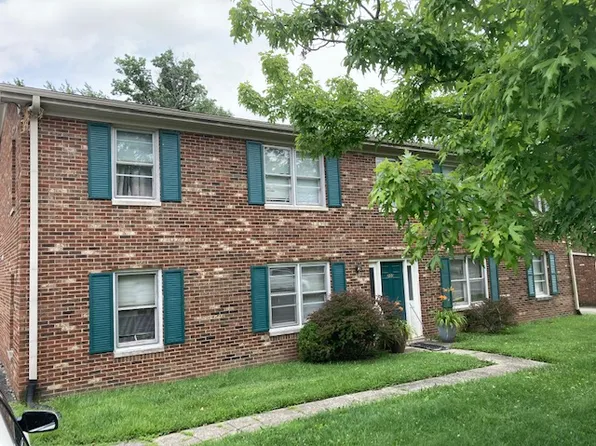 260 Woodhill Ln APT 3, Frankfort, KY 40601
