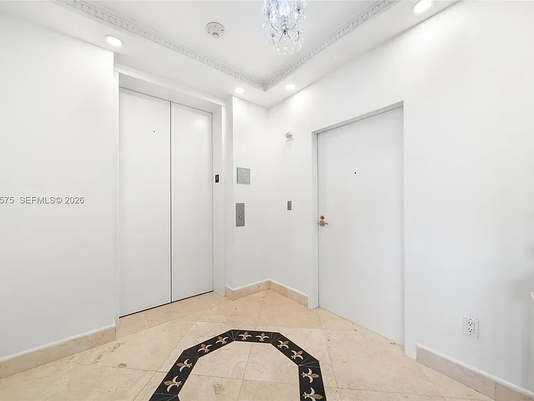 10225 Collins Ave #404 — Photo 35