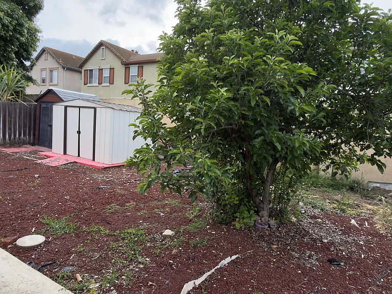 108 Andrew Ave — Photo 10