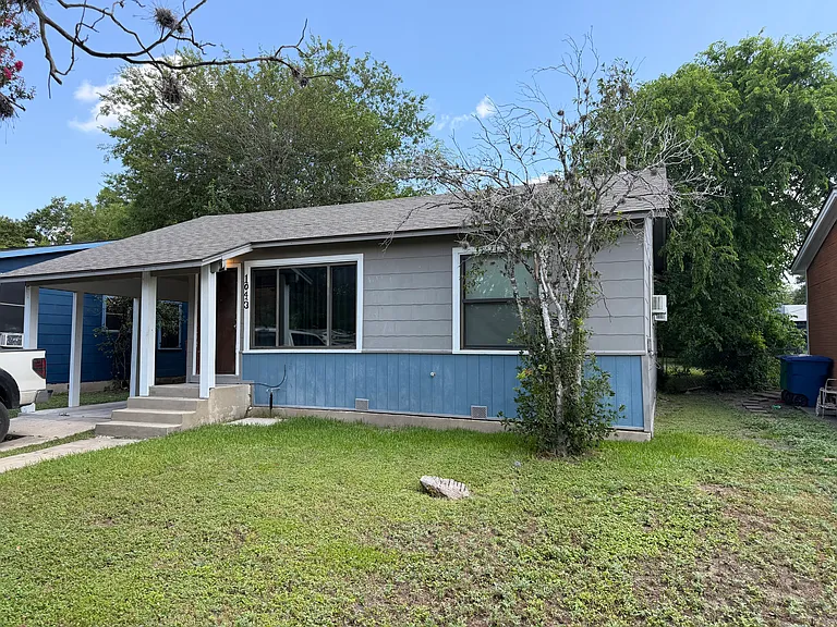 1043 Shadwell Dr — Photo 7