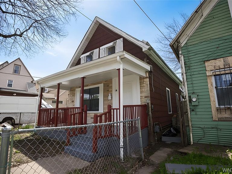 Listing photo 3