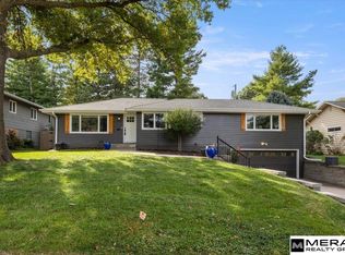 6617 Glenwood Rd, Omaha, NE 68132