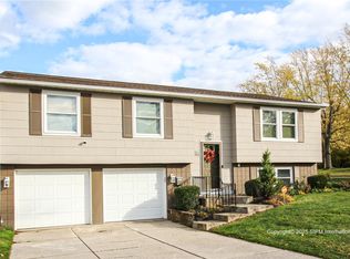 141 Fruitwood Ter, Williamsville, NY 14221