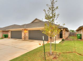 816 Coles Crk, Yukon, OK 73099