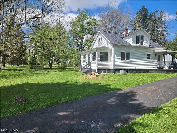 3rd image of 3187 Grenfall Rd