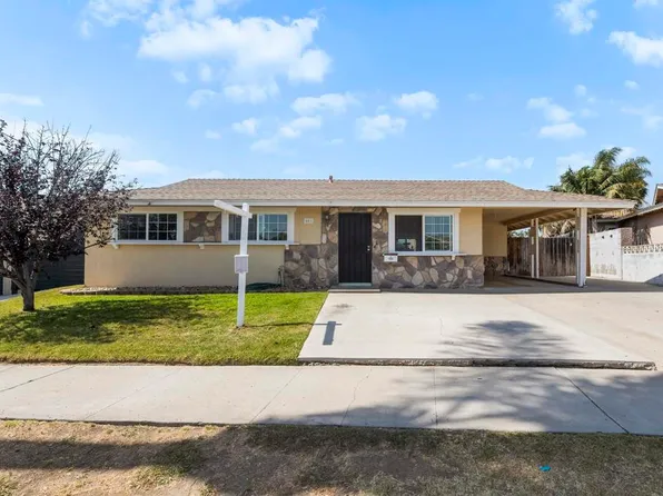 441 W Redondo Dr, Oceanside, CA 92057
