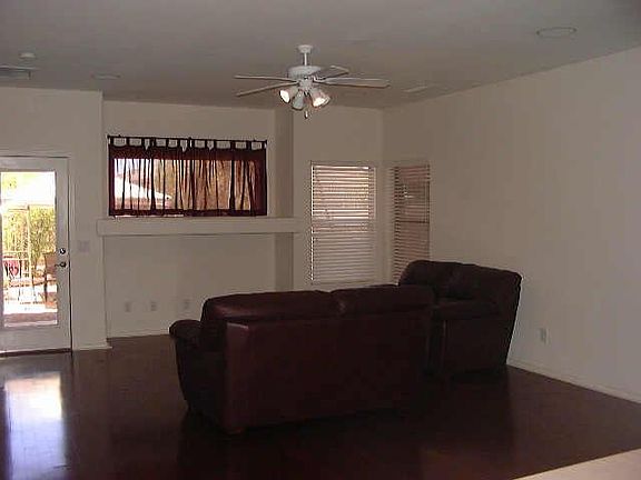 3rd image of 16866 N COTTONWOOD Street