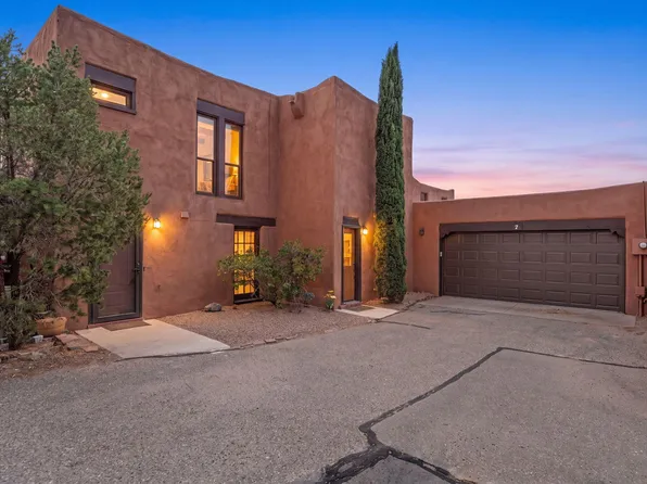 2 Taos Trl S, Corrales, NM 87048