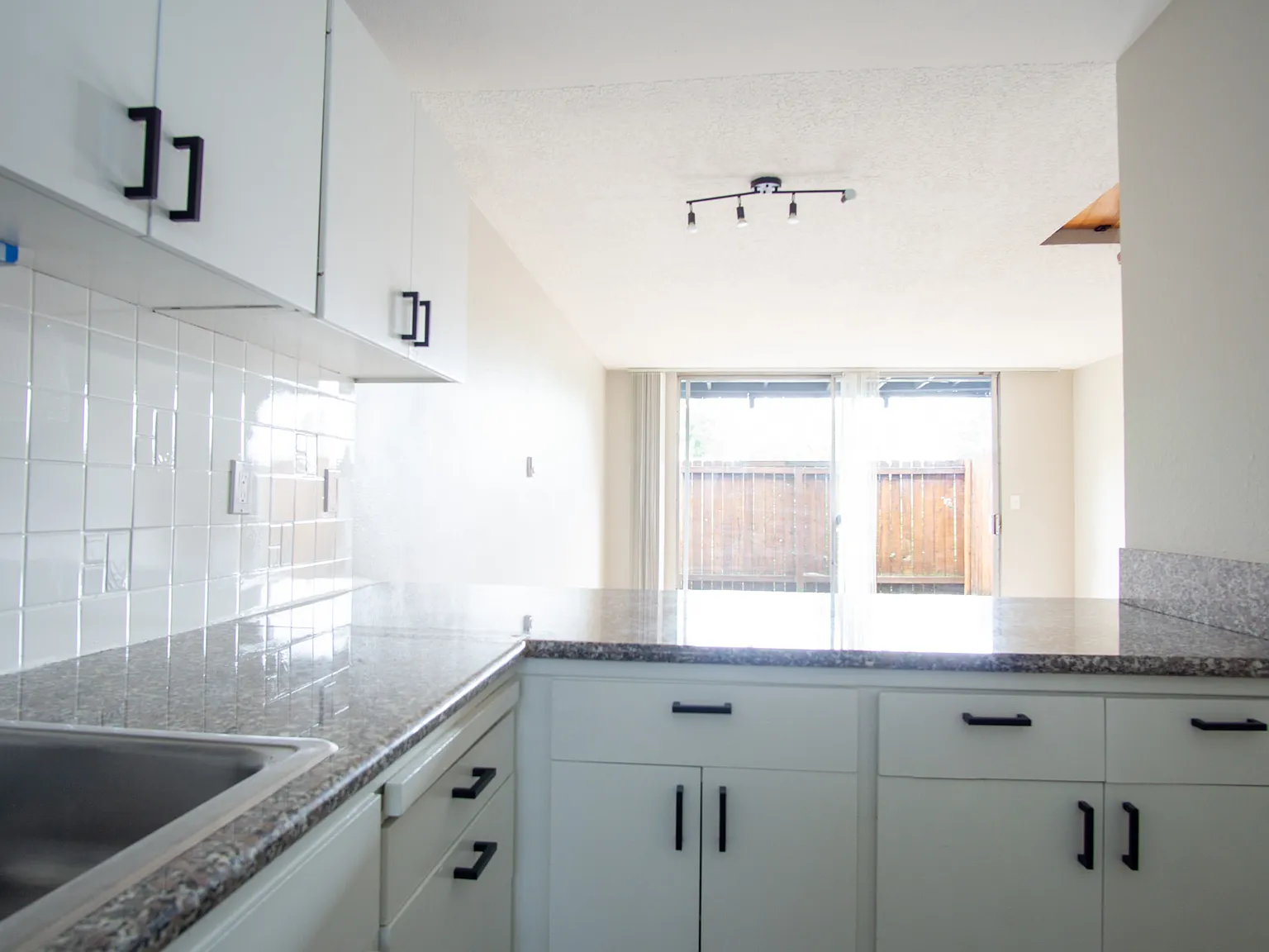 39th Place Townhomes — Photo 4