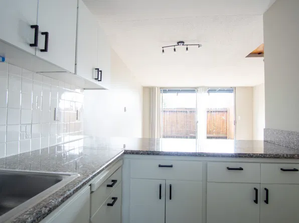 39th Place Townhomes, 3630 SE Cesar E Chavez Blvd APT 19, Portland, OR 97202