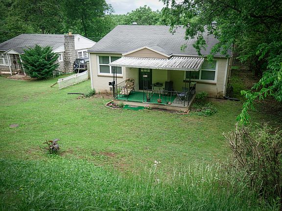 3rd image of 1815 Wilkins St
