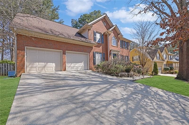1st image of 1069 Sunny Field Ln