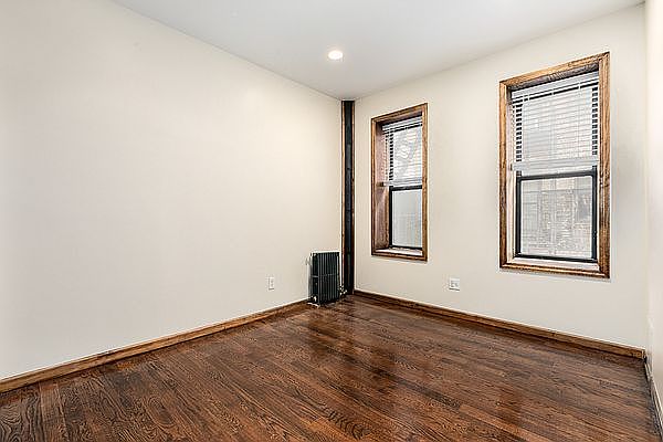 2nd image of 1016 Union St APT 3A