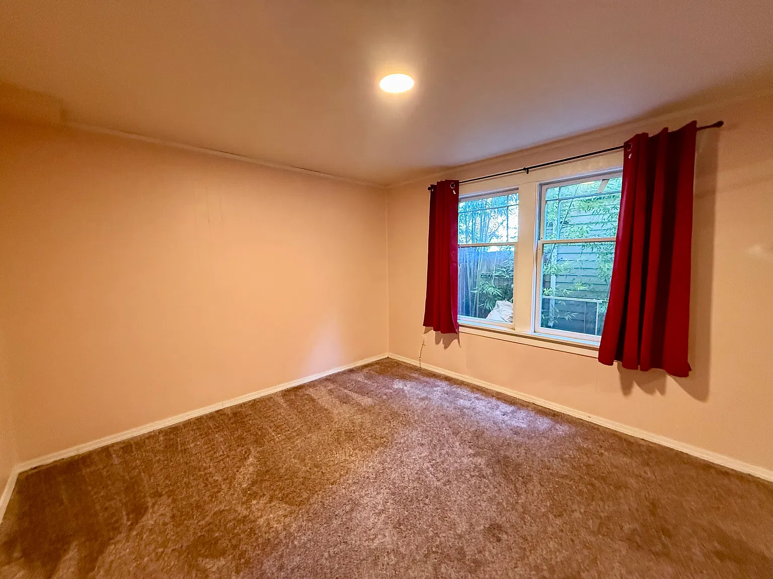 8052 15th Ave NE — Photo 1