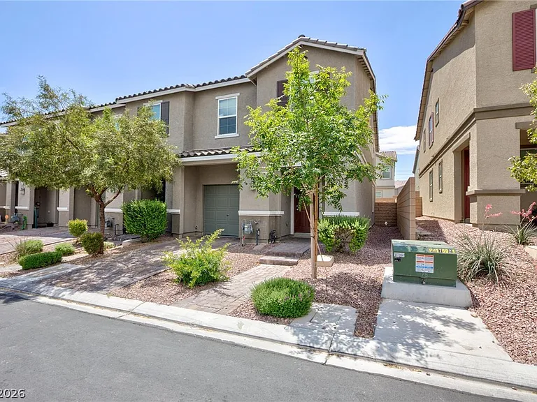 5327 Lazy Breeze Ave — Photo 3