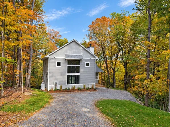 47 West Road, Wilmington, VT 05363