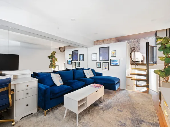 211 Thompson Street image 1 of 6