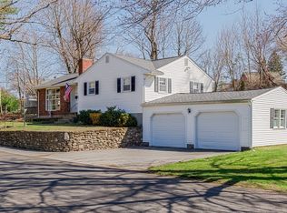 15 Franklin St, Auburn, MA 01501