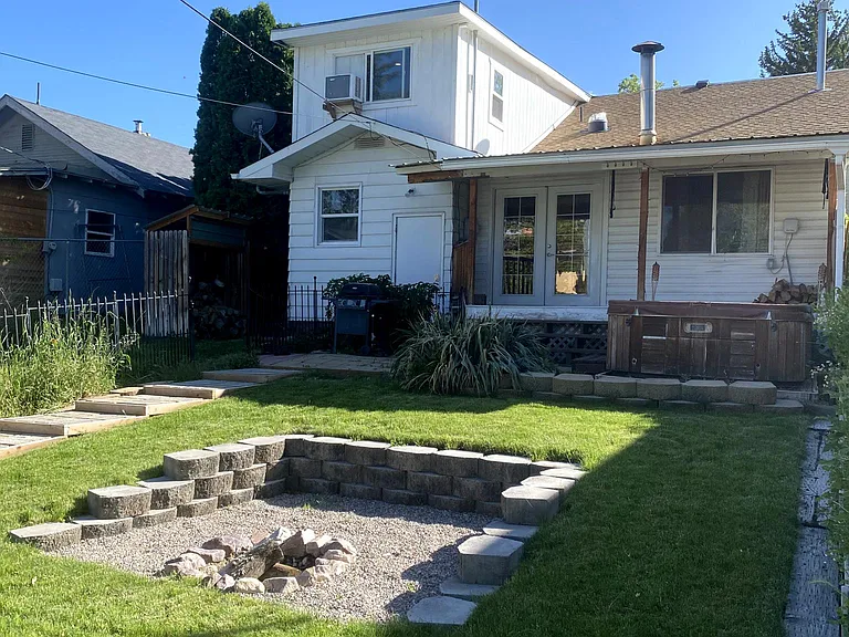 234 S Johnson Ave — Photo 34