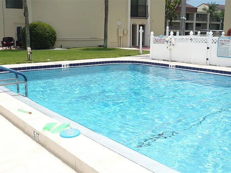 895 S Gulfview Blvd #203 — Photo 13