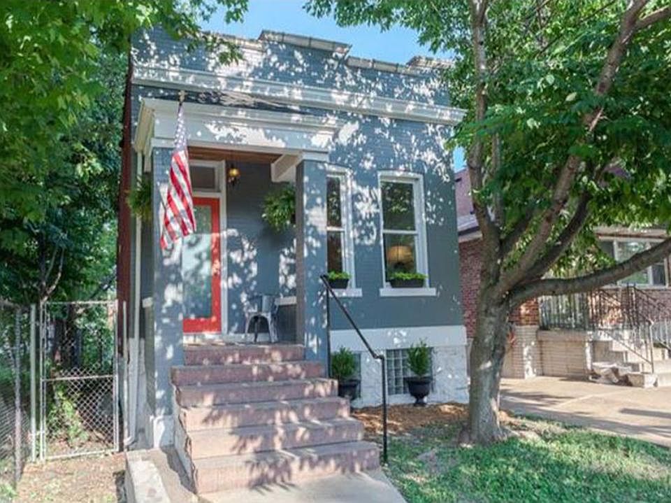 1st image of 3012 Iowa Ave