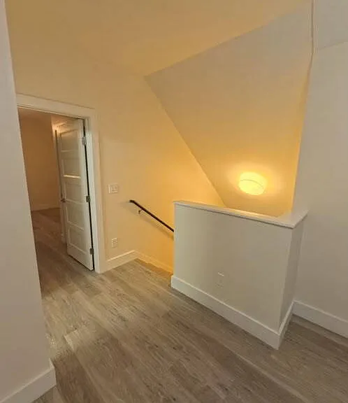 405 B St — Photo 34