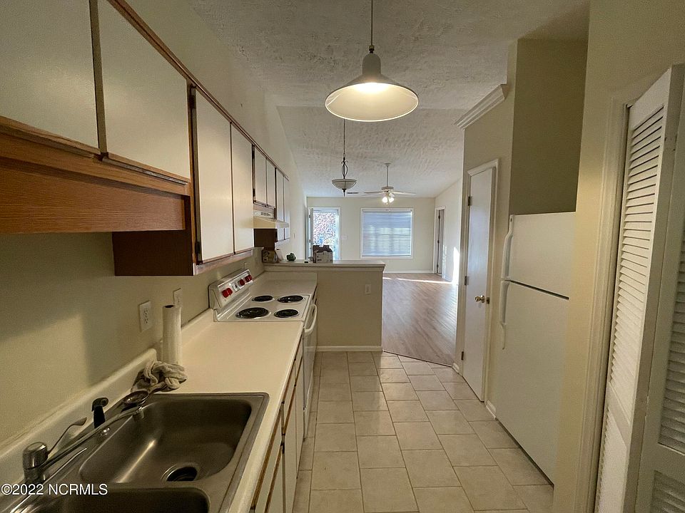 701 Varsity Drive, Wilmington, NC 28403 Zillow