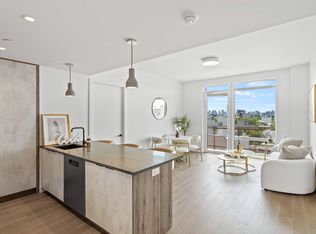 828 Metropolitan Ave #8A, Brooklyn, NY 11211