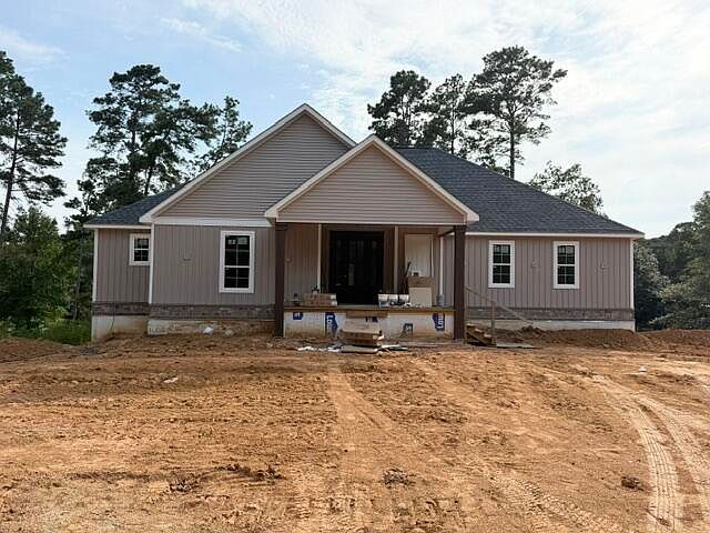 1st image of 153 Country Club Ext