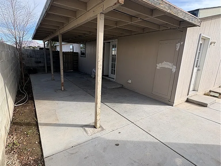 1755 Peanut Ct — Photo 13