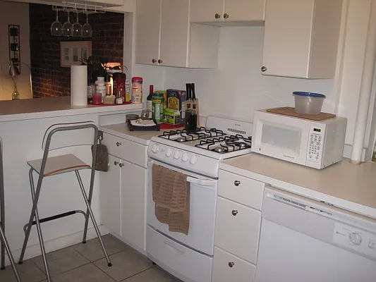 Rented by EA Kane RE Inc. | media 4