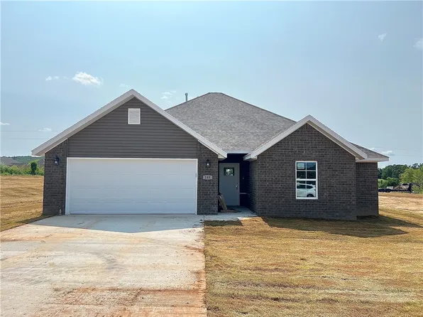 148 Presley Loop, Huntsville, AR 72740