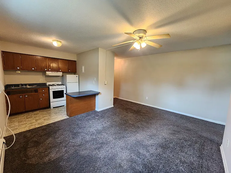 Sprint Depot Apartments — Photo 4