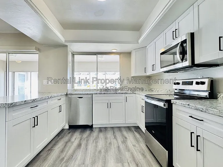 4107 SE 18th Pl #B — Photo 13