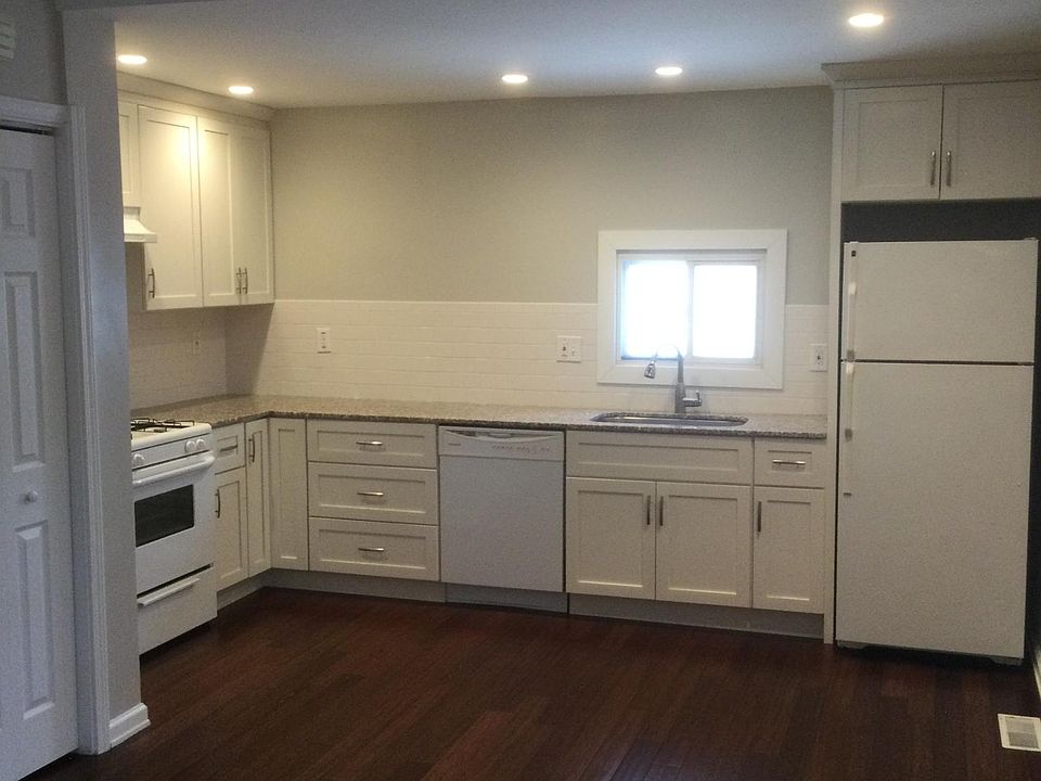1st image of 2484 W 6th St #C