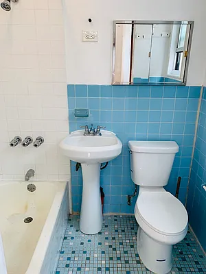 Rented by Thermos Realty & Management Inc | media 22