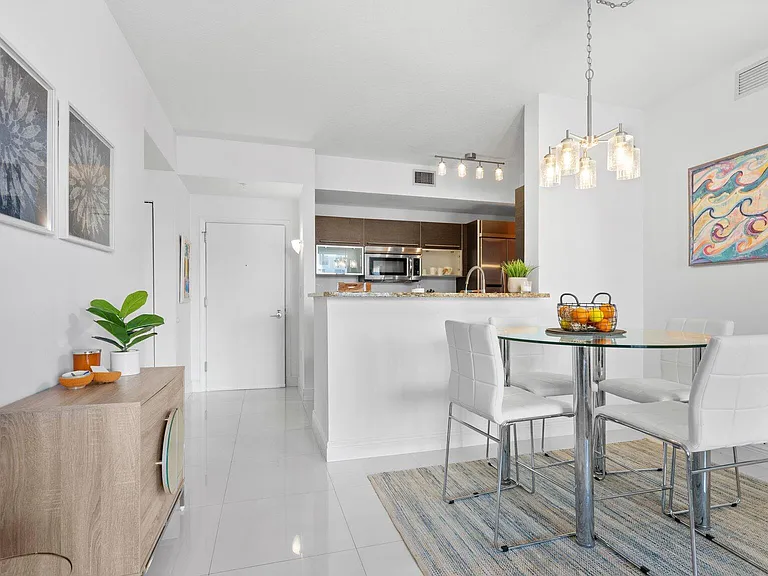 550 Okeechobee Blvd #620 — Photo 11