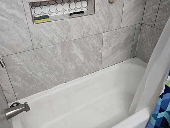 4th image of 507 W Washington Ave