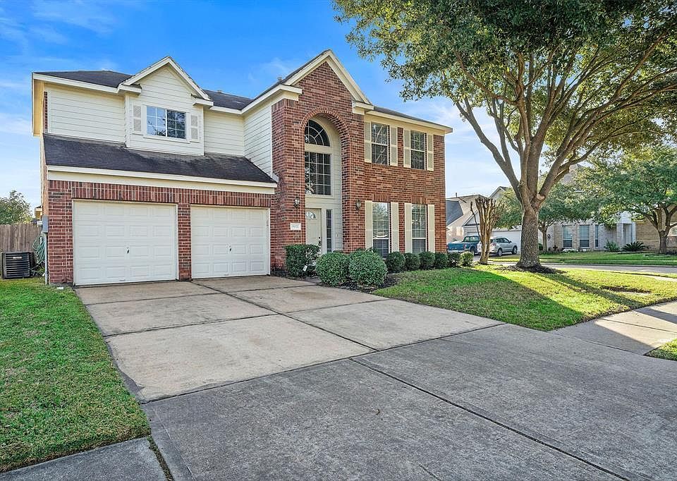 1st image of 15002 Live Oak Bend Way