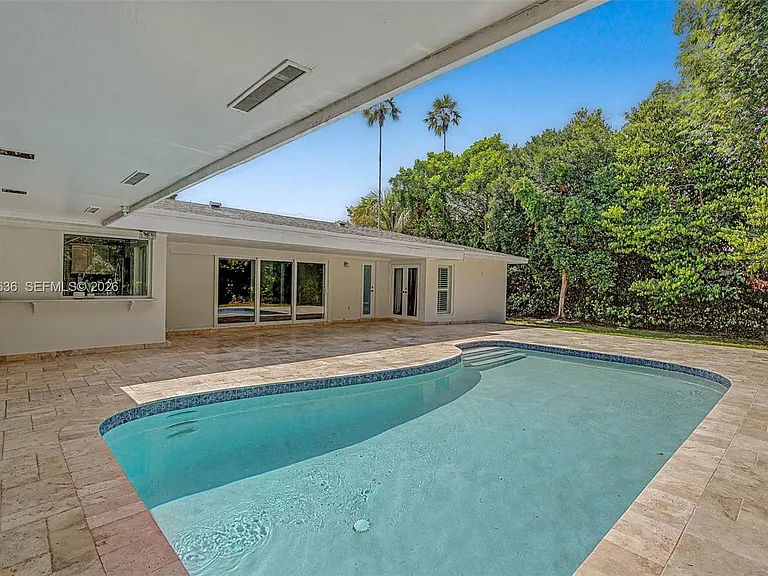 15540 SW 82nd Ct — Photo 33