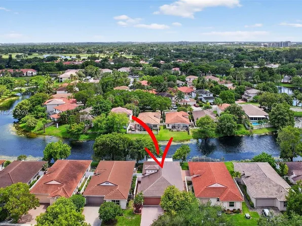 7306 NW 1st Mnr, Plantation, FL 33317